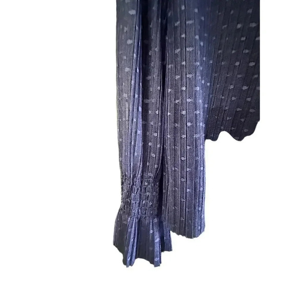 NWT Express Women's Purple High Neck Long Sleeves Blouse Top Size Extra Large - Picture 7 of 8